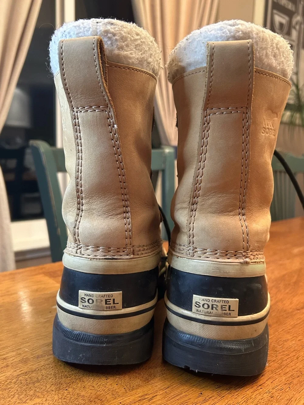 Sorel Youth Caribou Waterproof Youth Unisex Snow Boots Sz 3